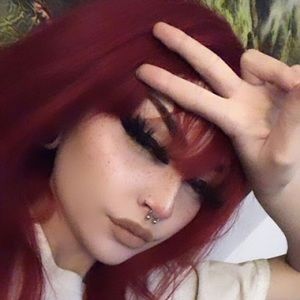 Meet your Posher, Leigh